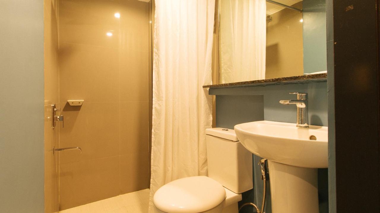 Guijo Suites Makati - Quarantine Hotel Makati City Bagian luar foto