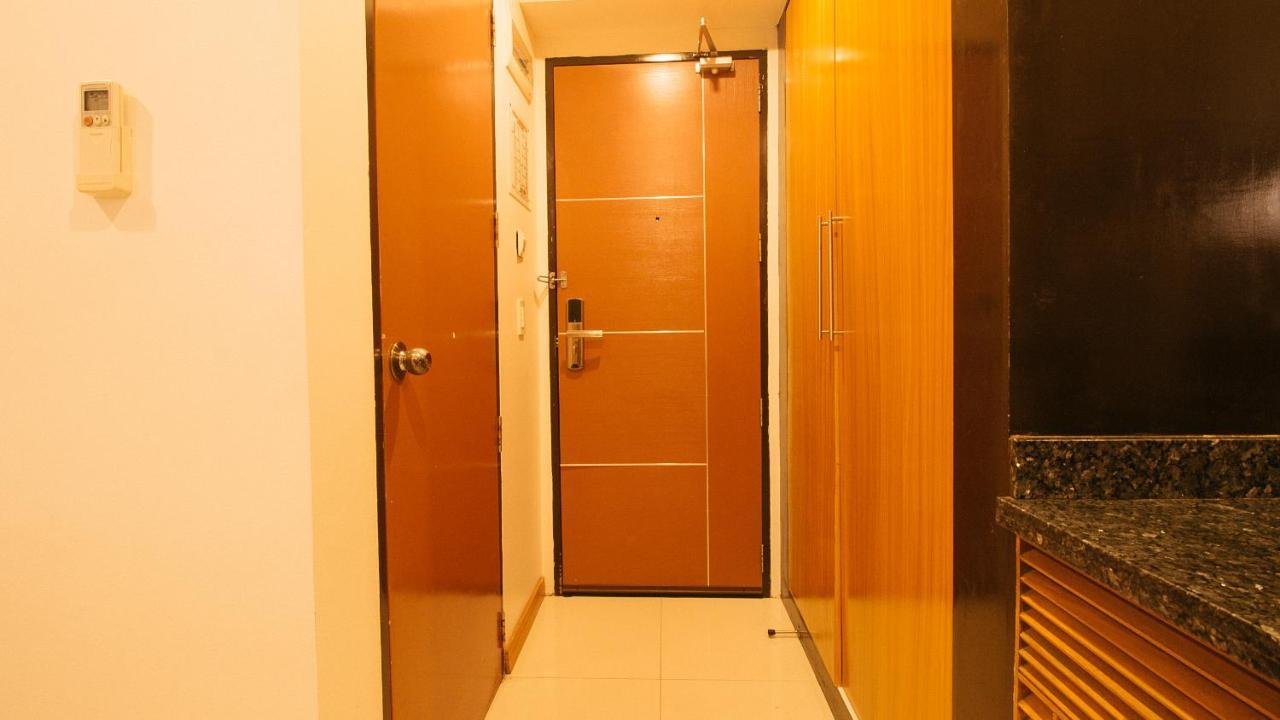 Guijo Suites Makati - Quarantine Hotel Makati City Bagian luar foto
