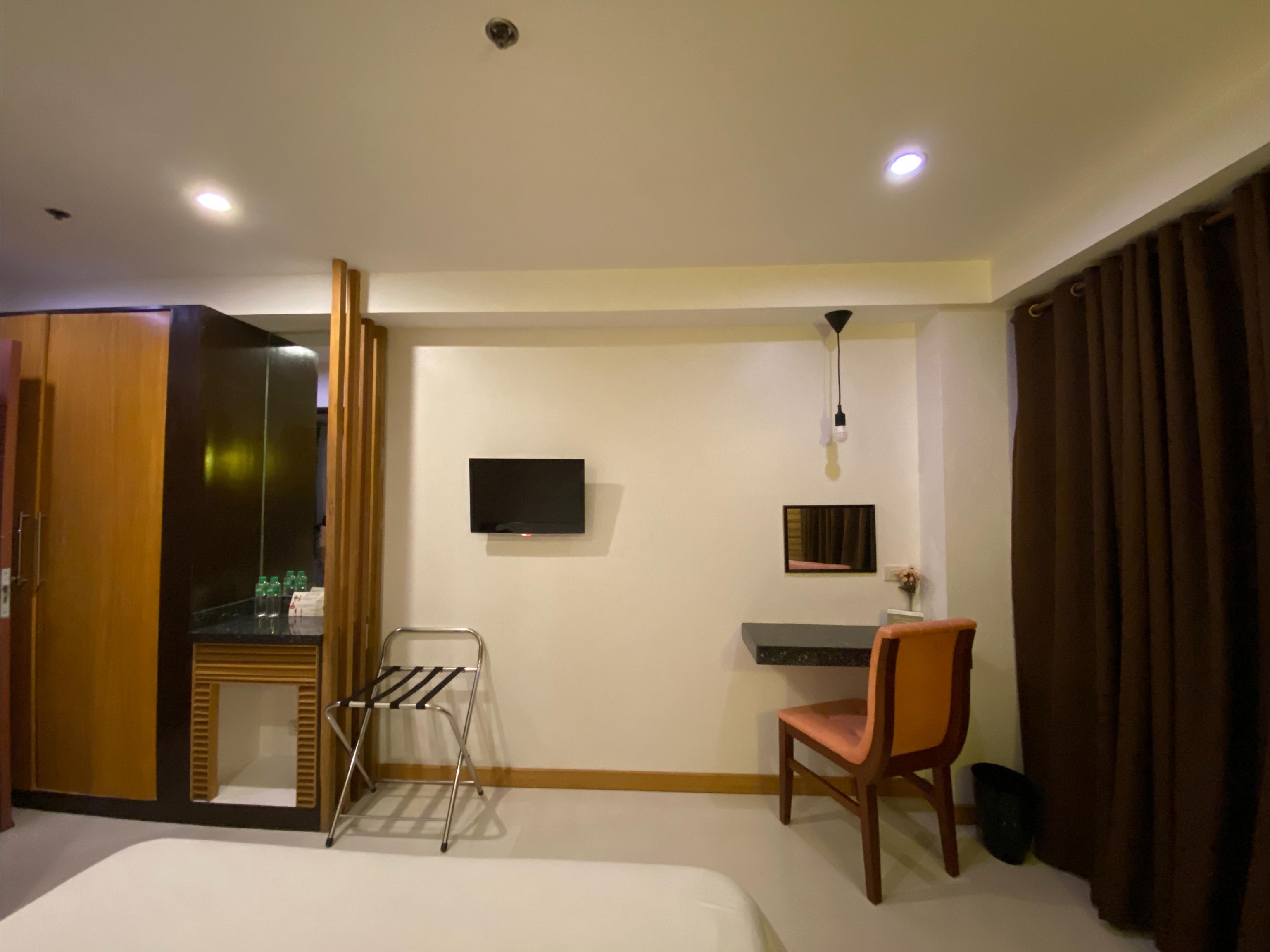 Guijo Suites Makati - Quarantine Hotel Makati City Bagian luar foto